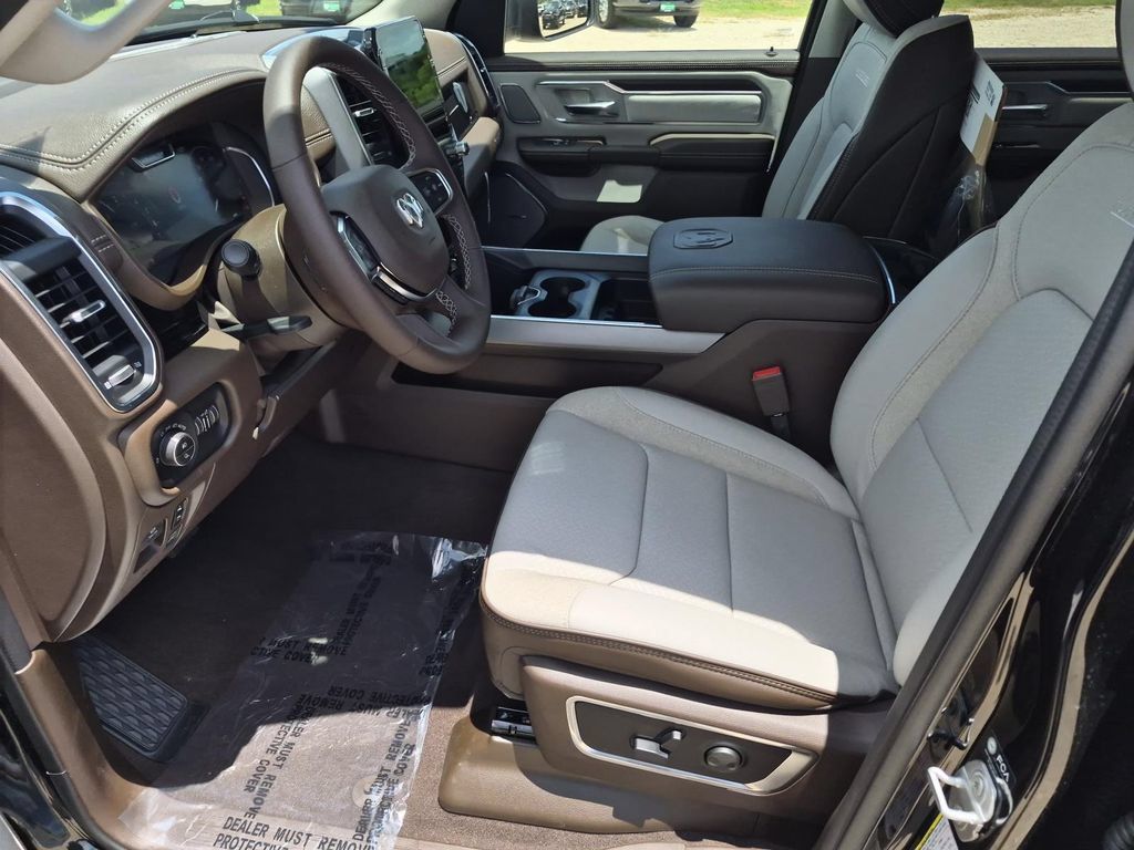 New 2026 RAM 1500 Laramie w/ Advanced Safety Group II AWD/4WD image 13