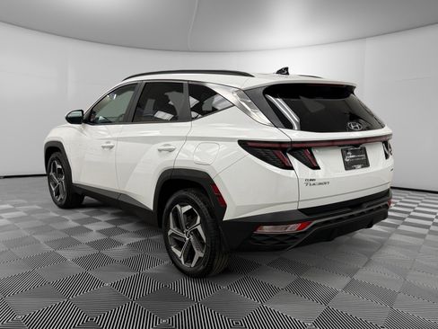 Used 2023 Hyundai Tucson SEL w/ Convenience Package image 3