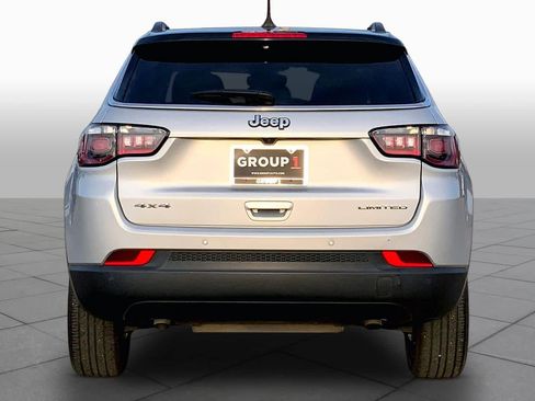 Used 2025 Jeep Compass Limited AWD/4WD image 5
