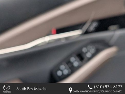 Certified 2025 MAZDA CX-30 AWD 2.5 S w/ Premium Package image 23