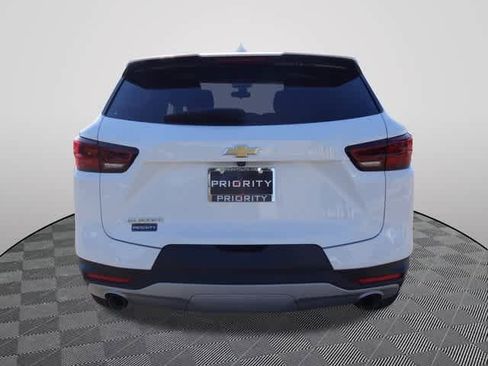 Used 2023 Chevrolet Blazer LT image 3