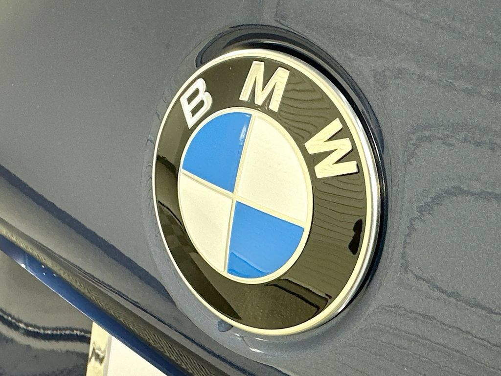 Used 2026 BMW 530i w/ Executive Package RWD image 22