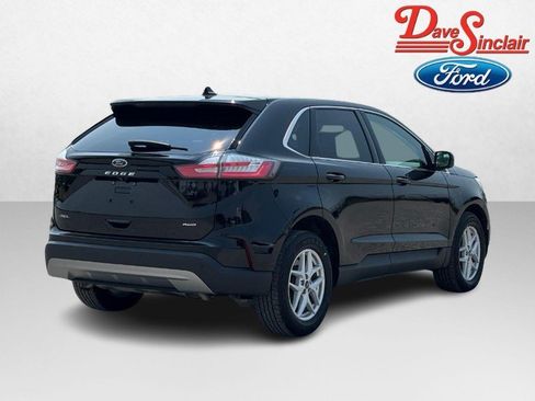 Used 2021 Ford Edge SEL w/ Convenience Package AWD/4WD image 7