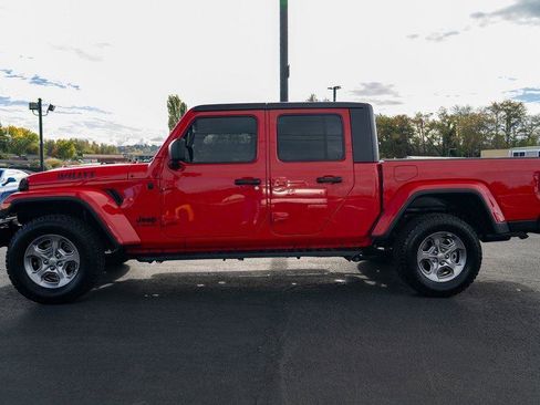 Used 2021 Jeep Gladiator Willys image 13