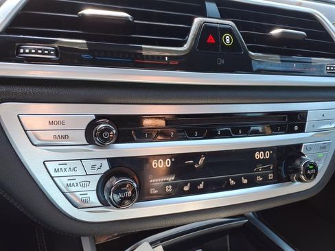 Used 2017 BMW 750i 750i image 13