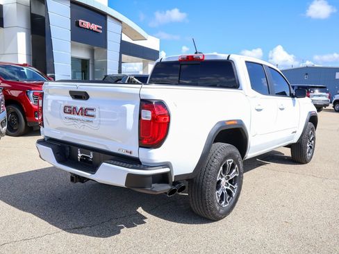 Used 2023 GMC Canyon AT4 w/ LPO, Skid Plate Package AWD/4WD image 3