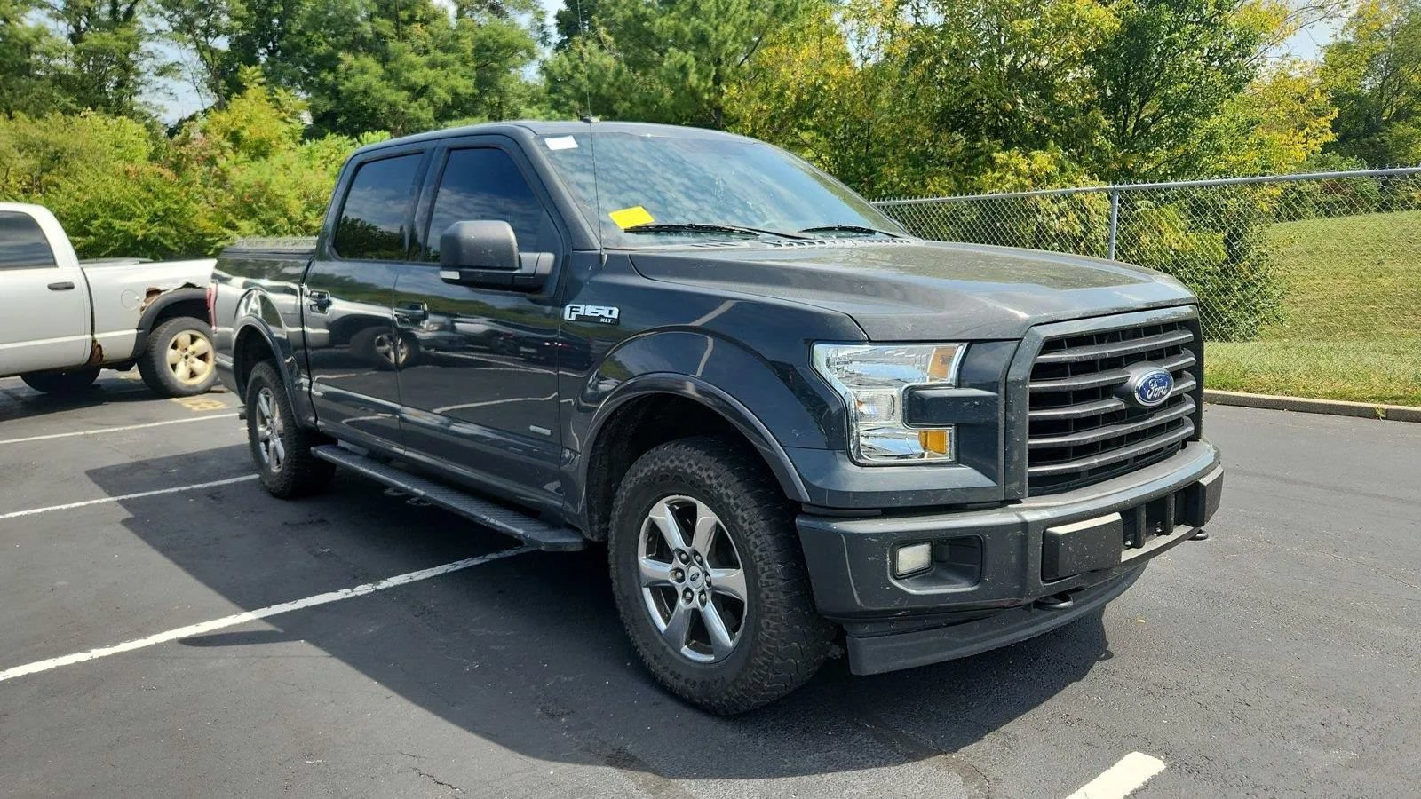 Used 2016 Ford F150 XLT w/ Equipment Group 302A Luxury AWD/4WD image 8
