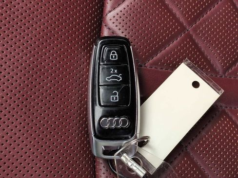 Used 2023 Audi SQ8 Premium Plus w/ Carbon Optic Package AWD/4WD image 36