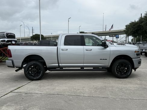 New 2026 RAM 2500 Laramie w/ Night Edition AWD/4WD image 3