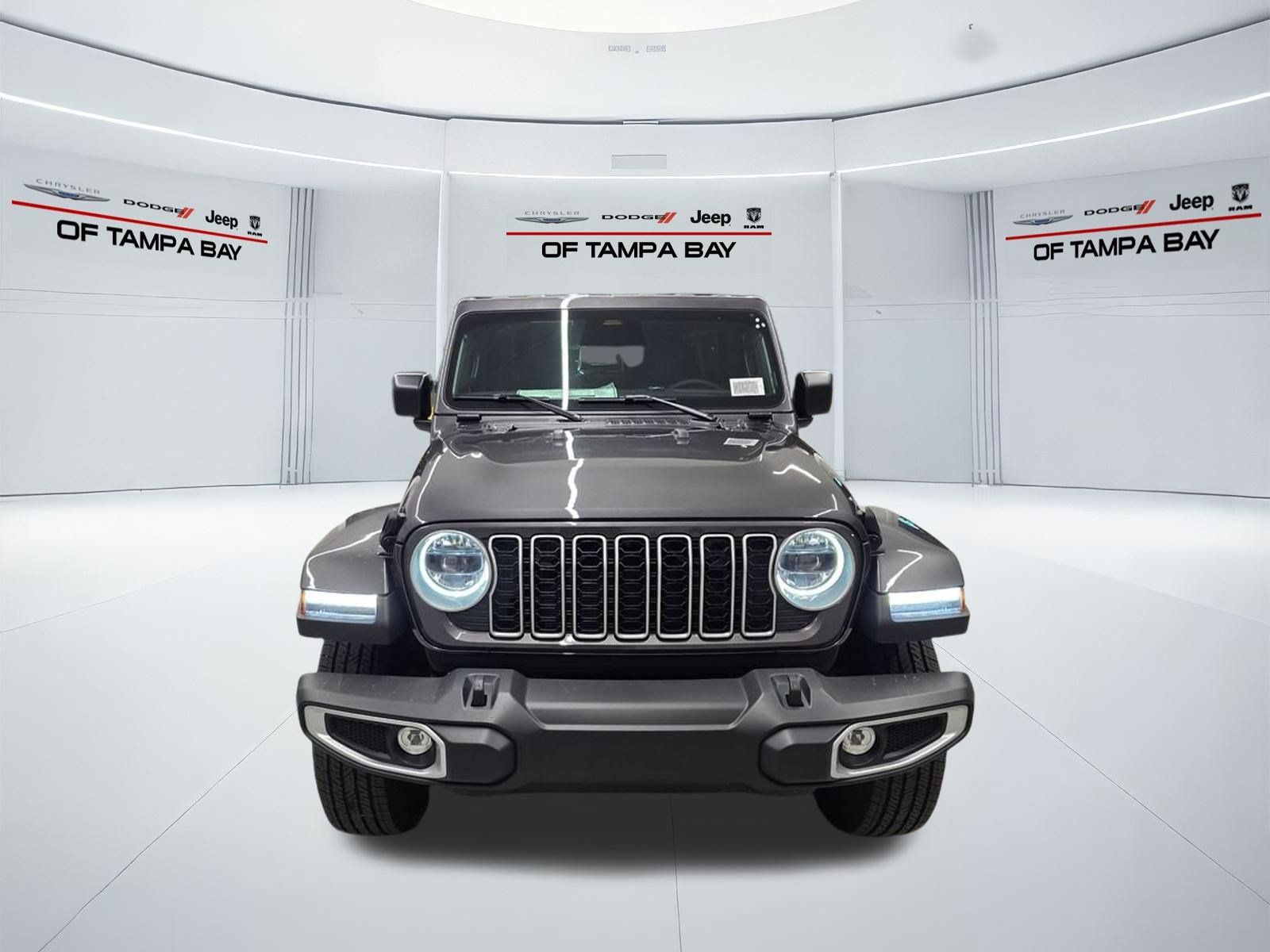 New 2025 Jeep Wrangler Unlimited Sahara AWD/4WD image 8