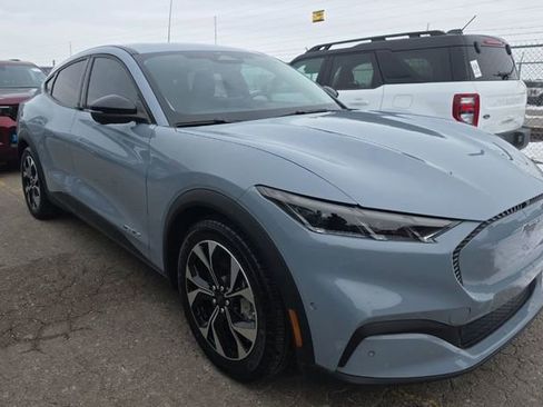 Used 2024 Ford Mustang Mach-E Select w/ Comfort Package Lite image 1