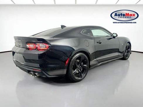 Used 2022 Chevrolet Camaro SS RWD image 2