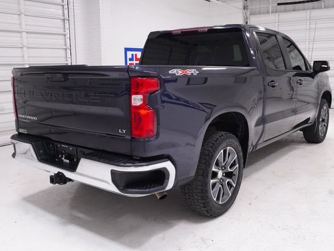 Used 2023 Chevrolet Silverado 1500 LT AWD/4WD image 5