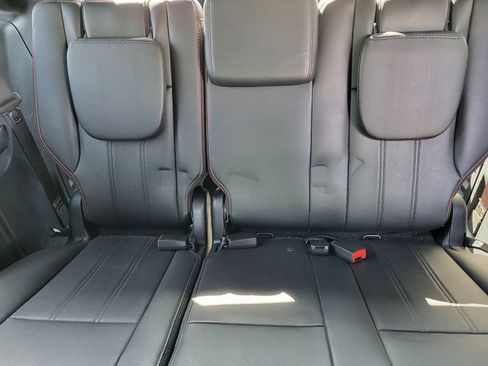 Used 2015 Dodge Grand Caravan R/T w/ Driver Convenience Group FWD image 22