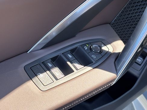 Certified 2025 BMW X2 xDrive28i image 15