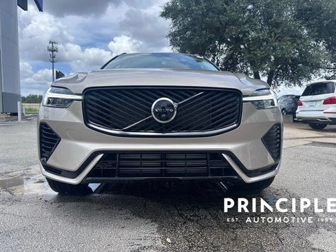 Certified 2026 Volvo XC60 T8 Ultra w/ Climate Package AWD/4WD image 3