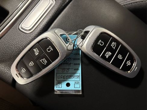 Certified 2023 Hyundai Santa Fe SEL image 39