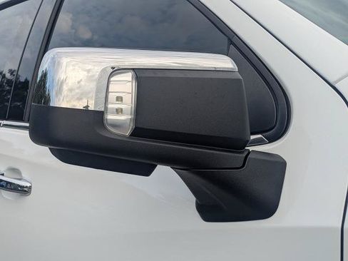 Certified 2024 Chevrolet Silverado 1500 LTZ AWD/4WD image 12