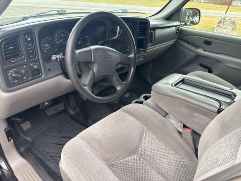 Used 2005 Chevrolet Tahoe 1500 w/ Skid Plate Package, Off Road image 28