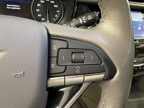 Used 2020 Cadillac XT6 Premium Luxury AWD/4WD image 16
