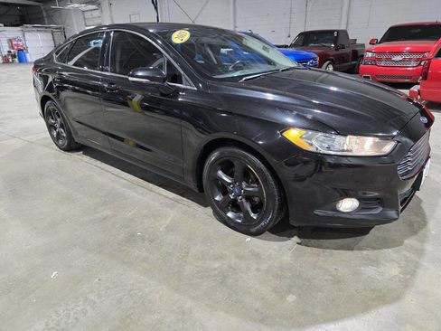Used 2013 Ford Fusion SE image 17