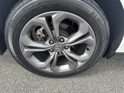 Used 2024 Honda Accord EX image 29