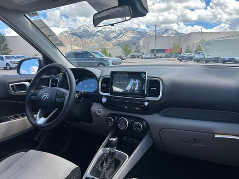 New 2026 Hyundai Venue SEL FWD image 13