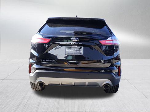 Used 2024 Ford Edge Titanium image 6