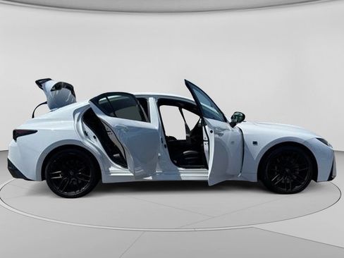 Used 2024 Lexus IS 500 RWD image 31
