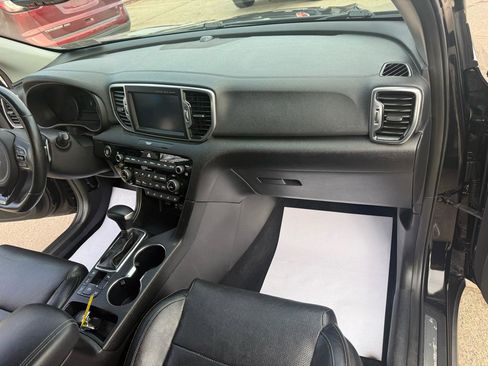 Used 2018 Kia Sportage SX image 50