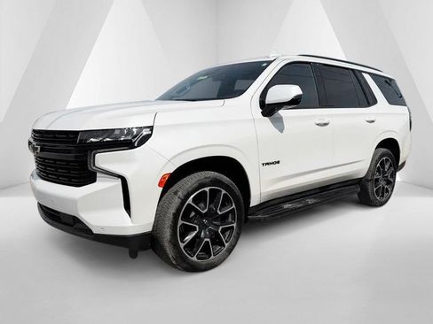 Used 2024 Chevrolet Tahoe RST w/ Luxury Package image 3