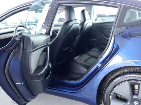 Used 2023 Tesla Model 3 Standard Range RWD image 30