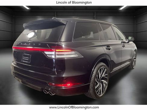 Certified 2025 Lincoln Aviator Black Label w/ Jet Appearance Package image 11