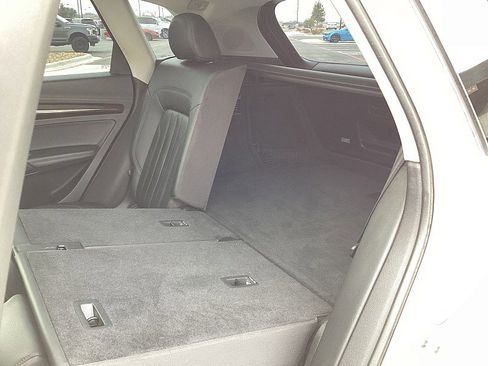 Used 2019 Audi Q5 2.0T Premium Plus w/ Premium Plus Package image 17