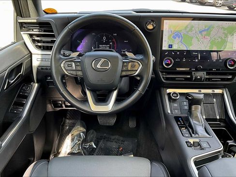Certified 2024 Lexus GX 550 Luxury+ image 5