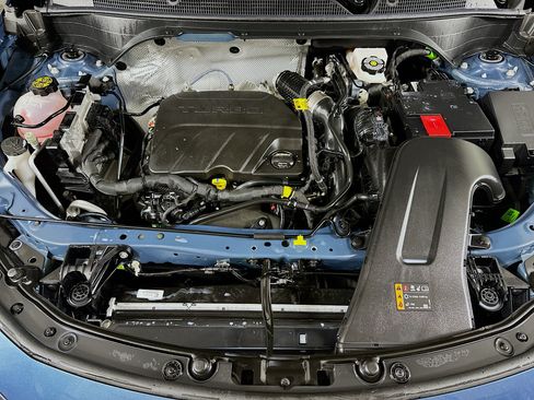 Used 2025 Buick Envista Sport Touring w/ Experience Buick Package FWD image 28
