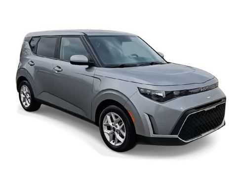 Used 2024 Kia Soul LX w/ Option Group 015 image 2