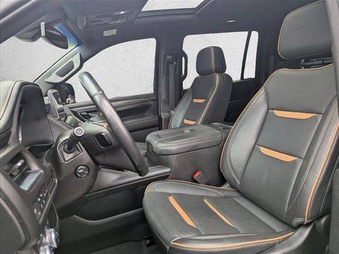 Used 2022 GMC Yukon XL AT4 AWD/4WD image 19
