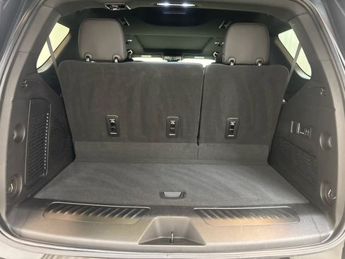 Used 2023 Chevrolet Tahoe LT w/ LT Signature Plus Package AWD/4WD image 27
