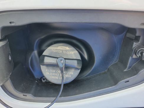 New 2025 Jeep Gladiator Sport image 28