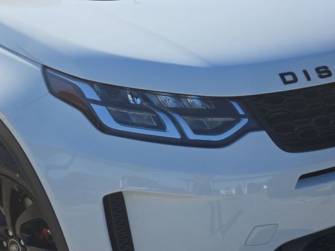Used 2023 Land Rover Discovery Sport S image 31