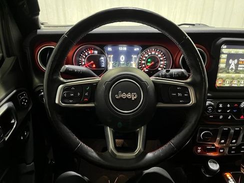 Used 2018 Jeep Wrangler Rubicon AWD/4WD image 16