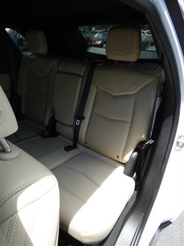 Used 2017 Cadillac XT5 Luxury AWD/4WD image 41