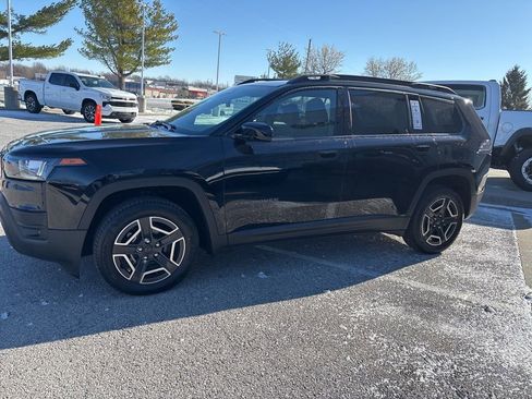 New 2026 Jeep Cherokee Laredo AWD/4WD image 14