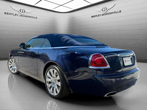 Used 2018 Rolls-Royce Dawn image 3