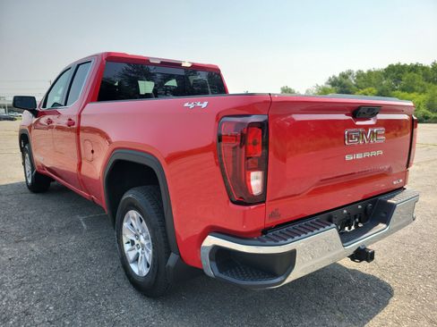 New 2025 GMC Sierra 1500 SLE w/ Preferred Package image 5