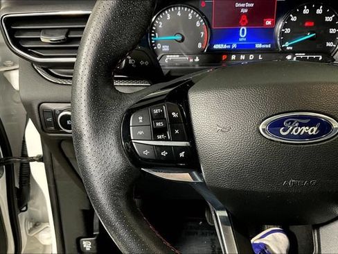 Used 2023 Ford Explorer ST-Line AWD/4WD image 21