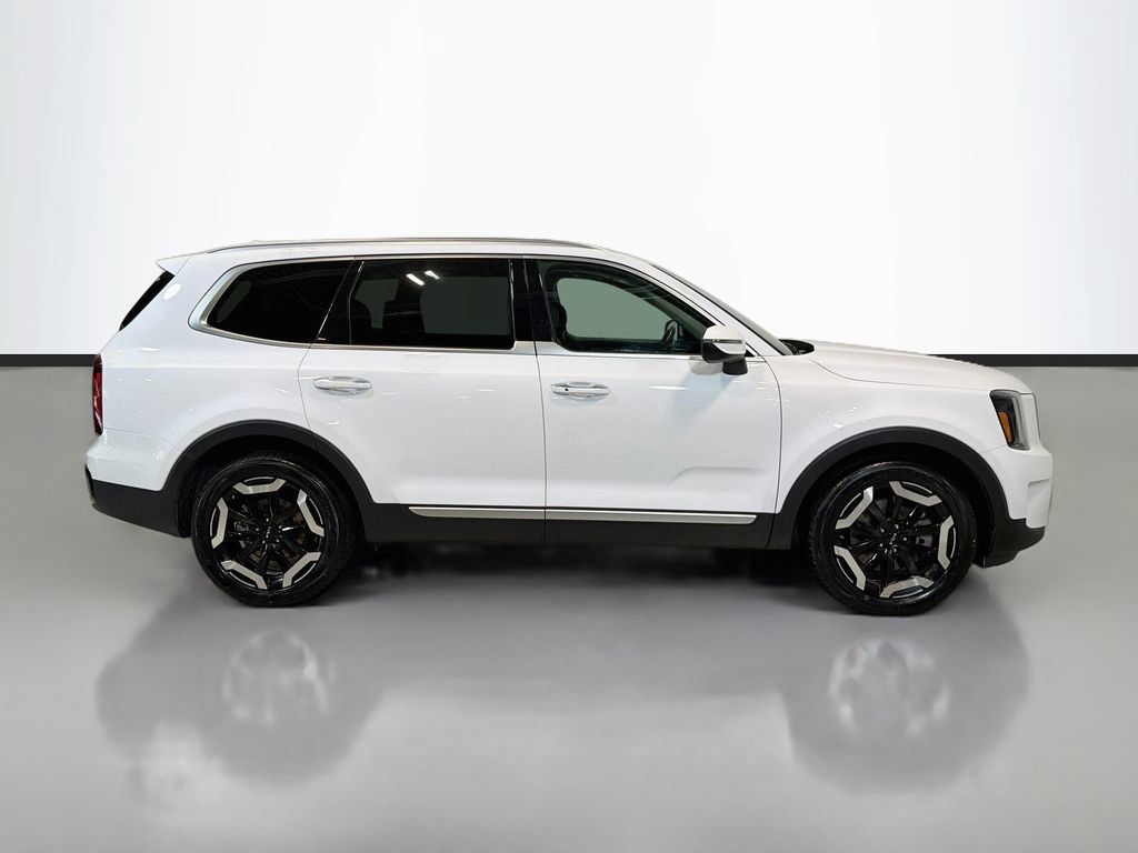 Used 2025 Kia Telluride S AWD/4WD image 8