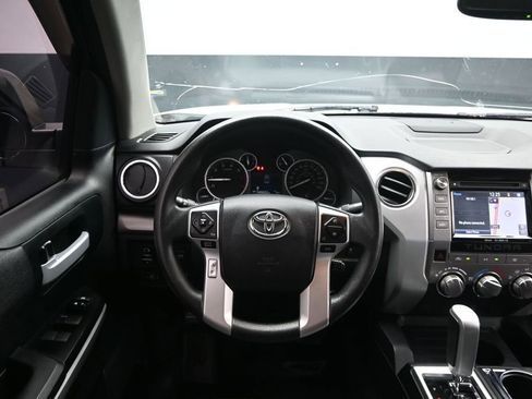 Used 2017 Toyota Tundra SR5 RWD image 30