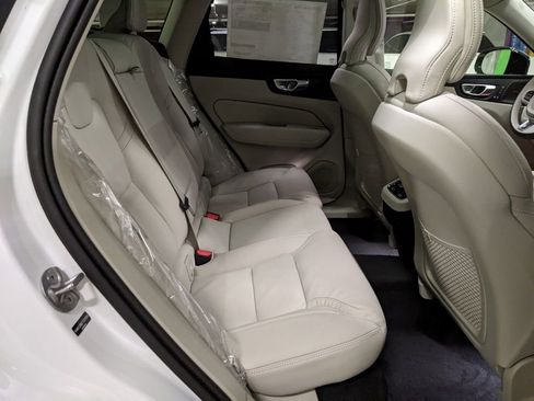 New 2026 Volvo XC60 B5 Ultra w/ Protection Package Premier AWD/4WD image 26